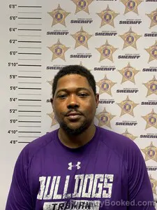 Mugshot of LEVAREZ FARON SHACKELFORD booked in Morgan County, Alabama on June 5, 2026