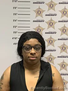 Mugshot of KAYLA NICOLE CUNNINGHAM booked in Morgan County, Alabama on March 23, 2026