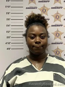 Mugshot of JADA SYMONE MCNAIR booked in Morgan County, Alabama on May 24, 2026