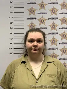 Mugshot of KINSEY NICHOLE BURNS booked in Morgan County, Alabama on April 1, 2026