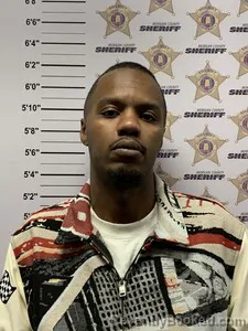 Mugshot of MALIK SALASSIE LONDON