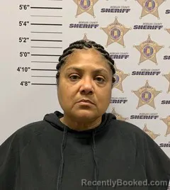 Mugshot of SHONTEZ LYNETTE WYNN