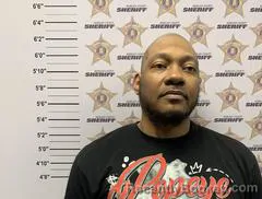 Mugshot of RAFAEL JAMAAL NEAL