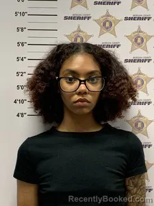 Mugshot of MACKENZIE MASON booked in Morgan County, Alabama on June 3, 2026