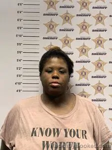 Mugshot of Ariyana Jakeedra Macklin booked in Morgan County, Alabama on August 18, 2026