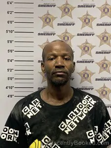 Mugshot of ERIC DEONDRE WARNER booked in Morgan County, Alabama on July 3, 2026