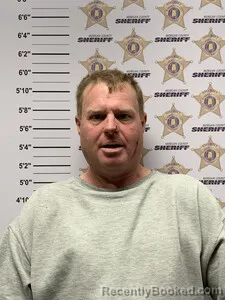 Mugshot of THOMAS JUNIOR LINDLEY