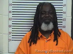 Mugshot of COZELL WASHINGTON JR booked in Pickens County, Alabama on May 8, 2026