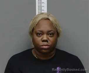 Mugshot of Tanekqua Shondrell Weaver