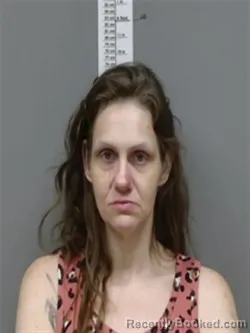 Mugshot of Amber Lynne Tobin booked in Randolph County, Alabama on April 24, 2026