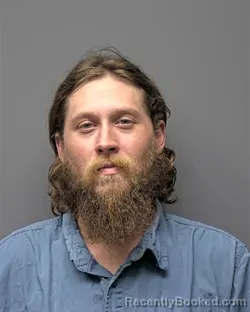 Mugshot of Blake Valere Simons