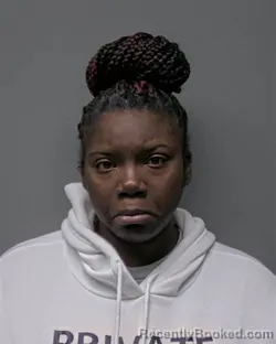 Mugshot of Latara Jequay Holmes