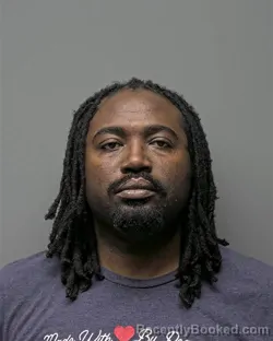 Mugshot of Devante Tehron Holston