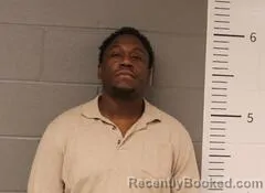 Mugshot of QUINTAVIOUS WHITSON booked in St Clair County, Alabama on March 25, 2026