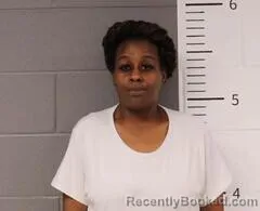 Mugshot of JAMILYA BORDEN booked in St Clair County, Alabama on May 19, 2026
