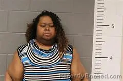 Mugshot of ALICIA CADE booked in St Clair County, Alabama on April 16, 2026