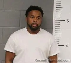 Mugshot of JAYVIN FRASIER booked in St Clair County, Alabama on May 7, 2026