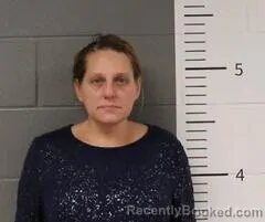 Mugshot of Lisa Hicks booked in St Clair County, Alabama on October 19, 2026