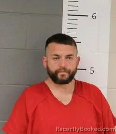 Mugshot of DANIEL VAUGHT booked in St Clair County, Alabama on April 16, 2026