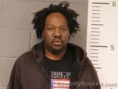 Mugshot of AARON PORTER