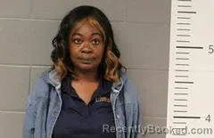 Mugshot of LACYNTHIA CROSS booked in St Clair County, Alabama on May 1, 2026