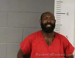 Mugshot of JOSHUA DEAVERS booked in St Clair County, Alabama on May 24, 2026