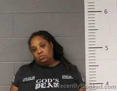 Mugshot of CLERESA YOUMANS booked in St Clair County, Alabama on June 23, 2026