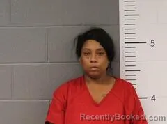 Mugshot of Latoya Richardson booked in St Clair County, Alabama on October 16, 2026