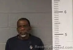 Mugshot of LEON LOONEY booked in St Clair County, Alabama on May 11, 2026