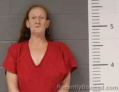 Mugshot of AMANDA MCGOWAN booked in St Clair County, Alabama on April 12, 2026