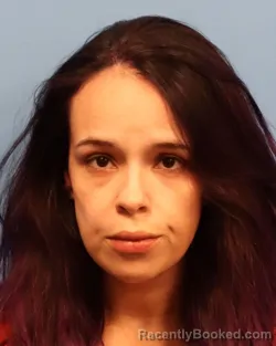 Mugshot of KINLEIGH TERESE CARPENTER