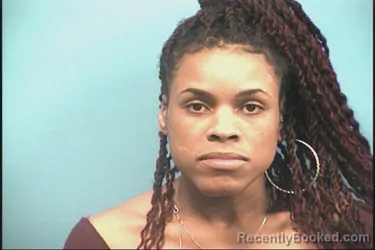Mugshot of SHAKIRA DENEE HOUSTON booked in Shelby County, Alabama on July 3, 2026