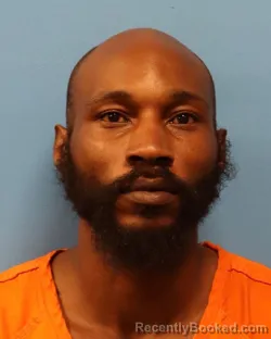Mugshot of Radarrius Jaquille Everson booked in Shelby County, Alabama on September 30, 2026