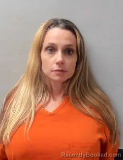 Mugshot of CORTNEE AMANDA ARNDT