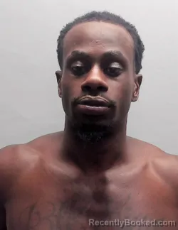 Mugshot of DONTREZ DEWAYNE CALHOUN