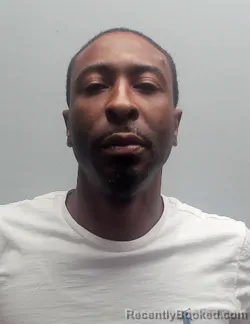 Mugshot of QUENTRALLEOUS MAUREZ DEBARDELABON