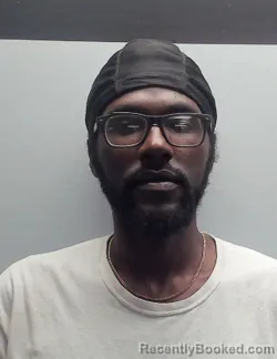 Mugshot of CORTEZ DESHUN LAWSON booked in Talladega County, Alabama on April 21, 2026