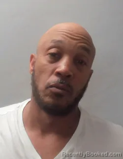 Mugshot of JONATHAN DANTE LAWSON