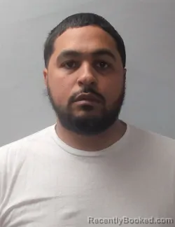 Mugshot of DARIUS DEMETRI MCGUIRE