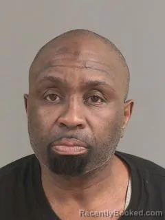 Mugshot of ROBERT LEE SMITH JR