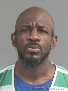 Mugshot of DEAVERO DERMOND GREEN booked in Charleston County, South Carolina on May 30, 2026