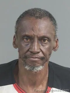 Mugshot of QUINTON LAMONT SIMMONS booked in Charleston County, South Carolina on April 23, 2026