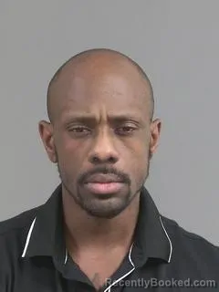 Mugshot of GRAYLIN RICHARDSON JR