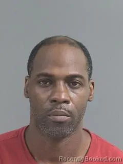 Mugshot of JEMEROUS TAVON GADSDEN booked in Charleston County, South Carolina on May 28, 2026
