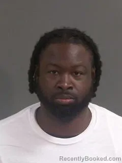 Mugshot of LAQUAN MARION DWIGHT SMITH