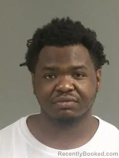 Mugshot of DANARE JIMAINE CAMPBELL booked in Charleston County, South Carolina on July 5, 2026