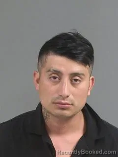 Mugshot of JOVANNY CERECEDO HERNANDEZ booked in Charleston County, South Carolina on April 4, 2026