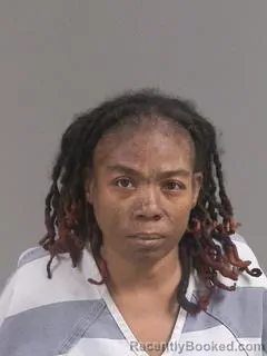 Mugshot of SCHANTRICE VANESSA RUTLEDGE booked in Charleston County, South Carolina on May 15, 2026