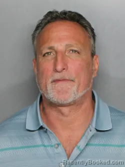 Mugshot of TODD CRAIG COUTURE