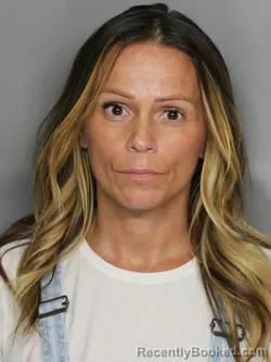 Mugshot of AMBER LEIGH HOLZMAN